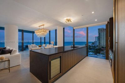 Comprar apartamento no 2000 Ocean 7B
