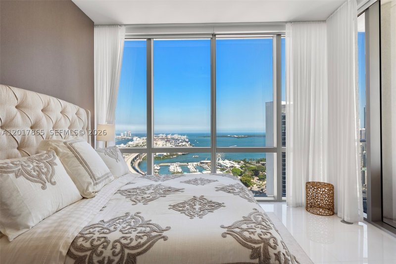 Condo for sale at Paramount Miami WorldCenter 3711