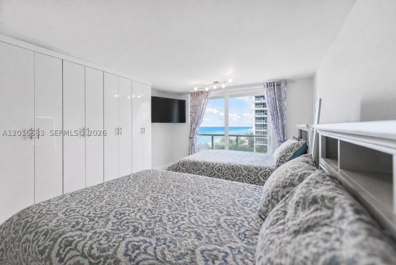 Condo for sale at Aventura Beach Club 609