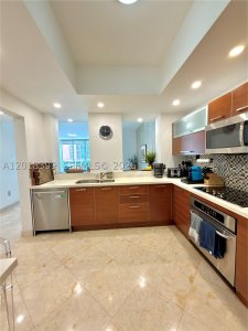 Comprar apartamento en Aventura Marina II 1610