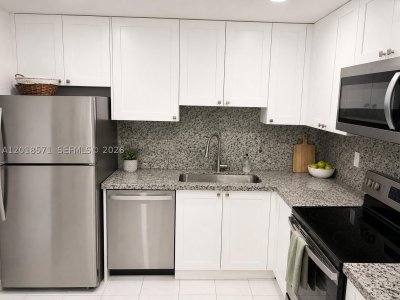 Aluguel de apartamento no Plaza Towers North 805