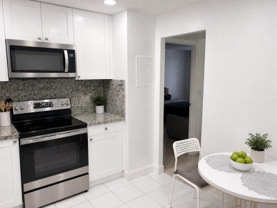 Aluguel de apartamento no Plaza Towers North 805