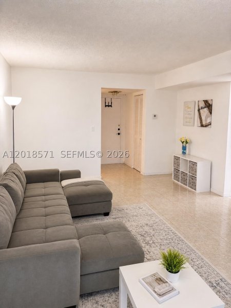Apartment for rent at Plaza Towers North 805