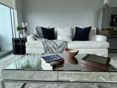 900 Biscayne Apt #3207