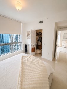 Comprar apartamento en Met 1 T-3701