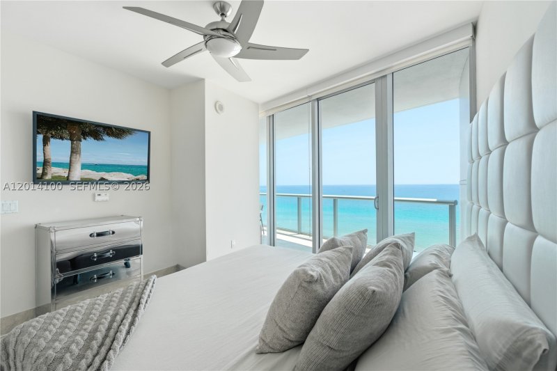 Comprar apartamento no Jade Beach 1006