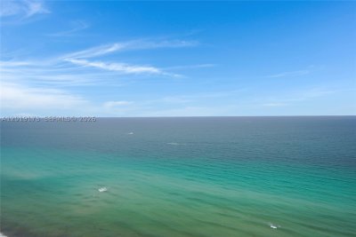 Comprar apartamento no Jade Beach 2805