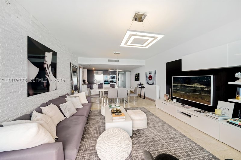 Comprar apartamento no Jade Beach 2805