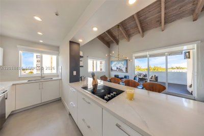 Alquiler de apartamento en The Pyramids PH603
