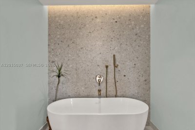 Comprar apartamento en Mr. C Residences Tigertail Tower 601