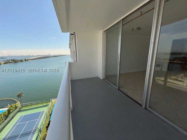 Apartment for rent at Bay Park Towers 1112