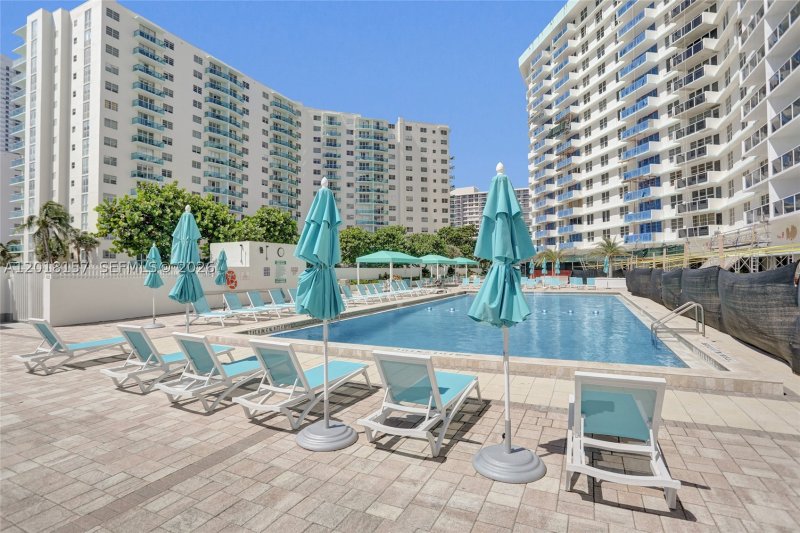 Apartment for rent at Sea Air Towers 1419