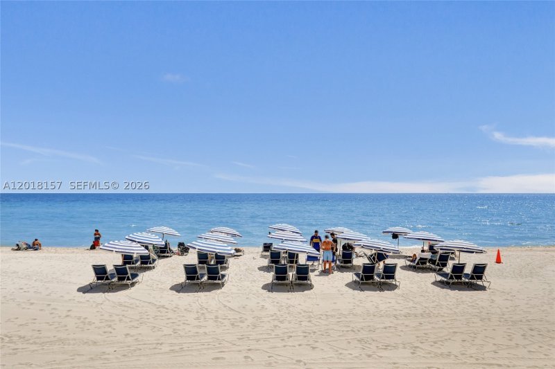 Apartment for rent at Sea Air Towers 1419