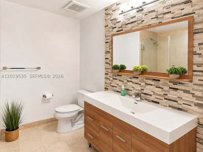 Comprar apartamento en Avenue on Brickell 1050 Tower 410