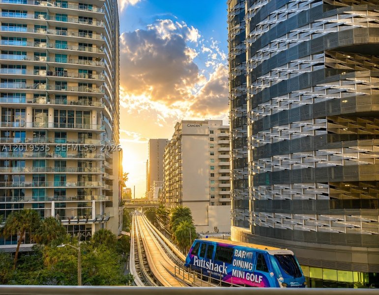 Comprar apartamento en Avenue on Brickell 1050 Tower 410