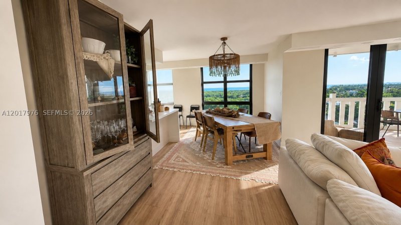 Alquiler de apartamento en Towers of Key Biscayne E708