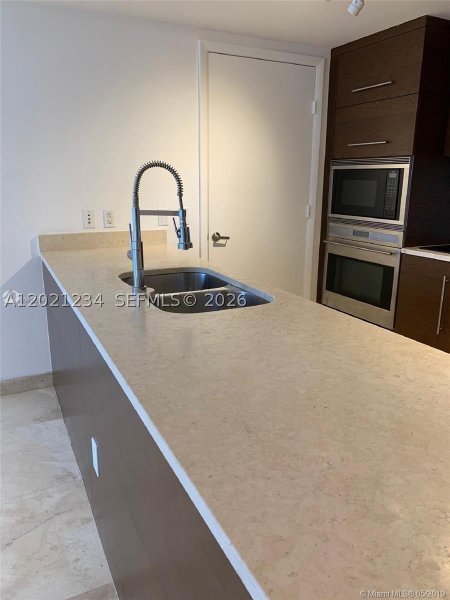 Apartment for rent at Icon Brickell Tower I 1813