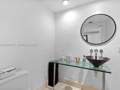 Aluguel de apartamento no Ocean Three 601