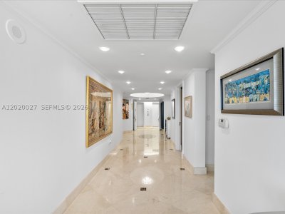 Aluguel de apartamento no Ocean Three 601