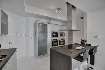 Aluguel de apartamento no Trump Royale 4108