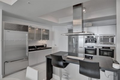 Aluguel de apartamento no Trump Royale 4108