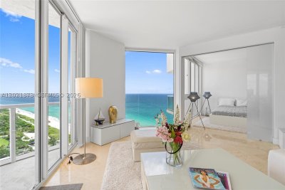 St Tropez Ocean Apt #PH-D