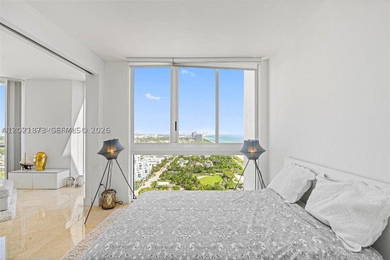 Comprar apartamento en St Tropez Ocean PH-D