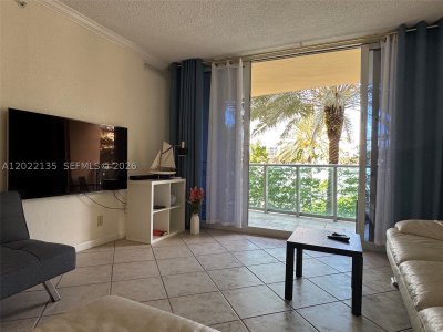 Comprar apartamento en The Wave Condo 328