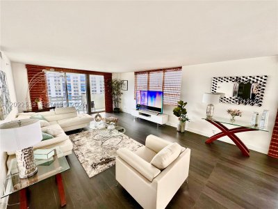 Flamingo Apt #1114S