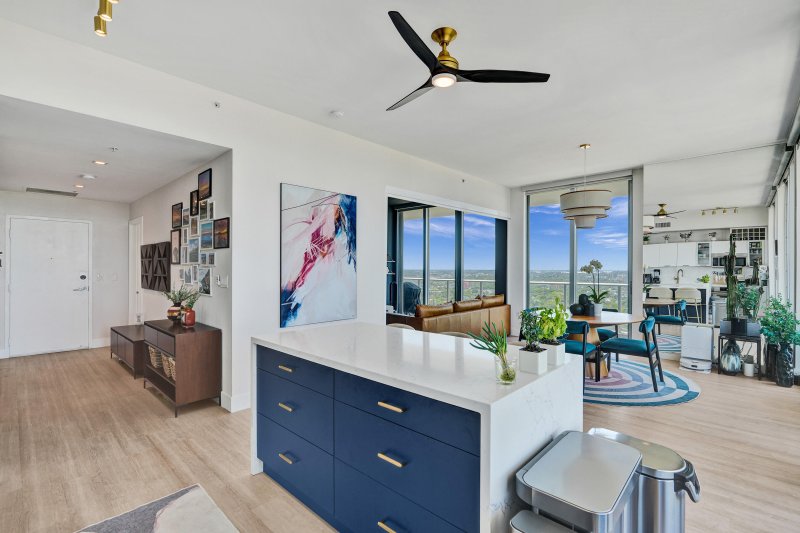 Condo for sale at Midtown Miami 2 H2704