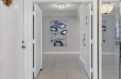 Comprar apartamento en Plaza South Ph L