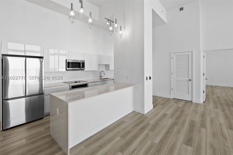 Apartment for rent at Mondrian Hallandale PH2703