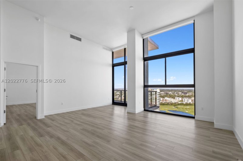 Apartment for rent at Mondrian Hallandale PH2703