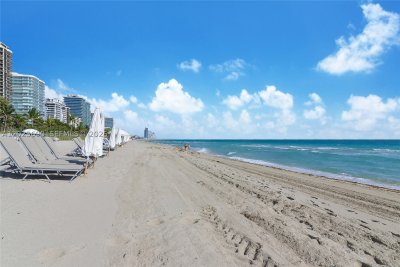 Aluguel de apartamento no Balmoral Condo 11M