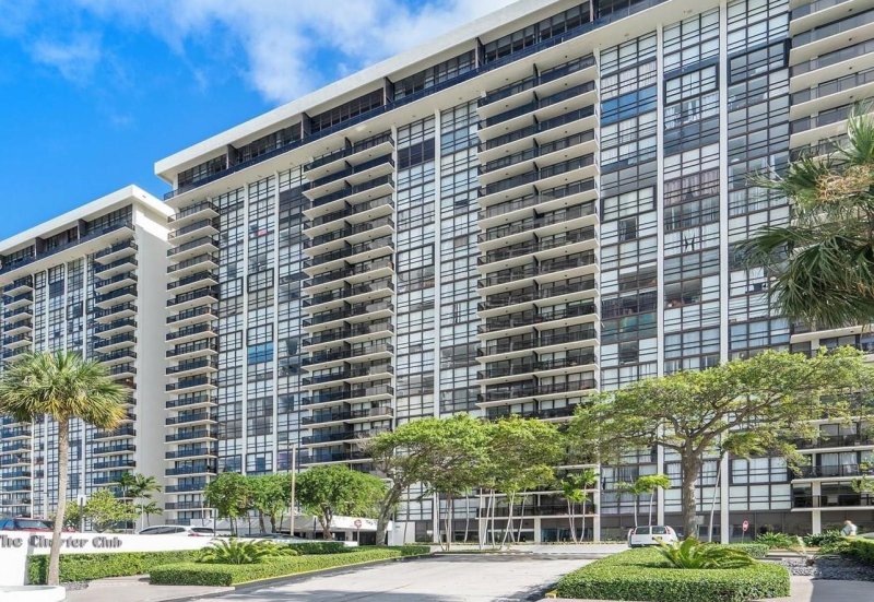 Apartment for rent at Charter Club Condos 309