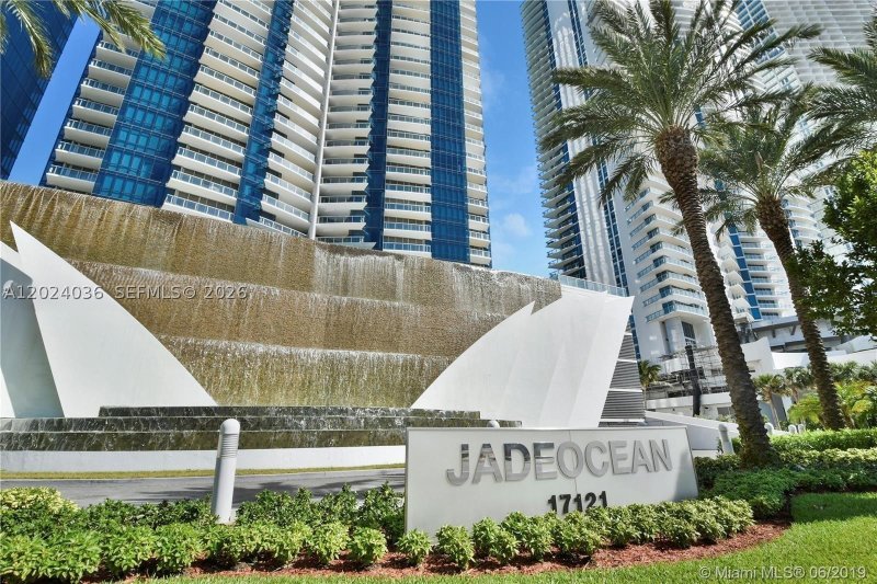 Condo for sale at Jade Ocean 1503