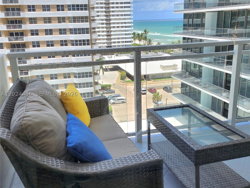Apartment for rent at Parker Plaza Estates 923