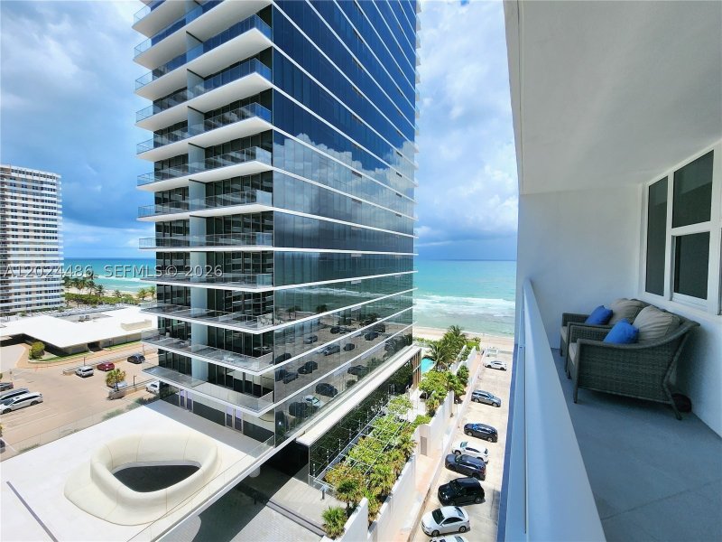 Apartment for rent at Parker Plaza Estates 923