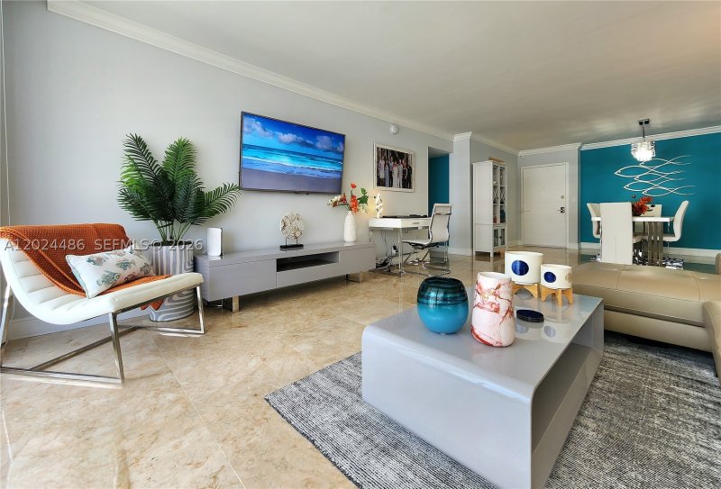 Apartment for rent at Parker Plaza Estates 923