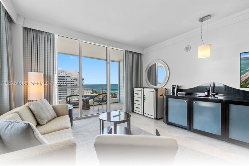 Comprar apartamento en Fontainebleau III 1001