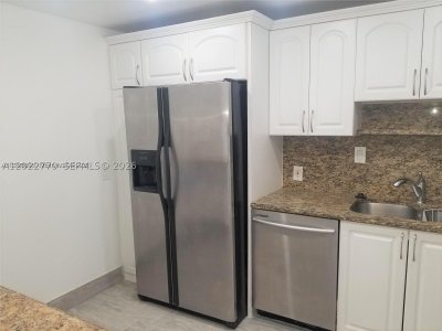 Aluguel de apartamento no Arlen House 208