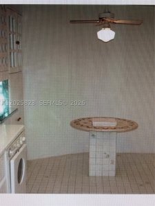 Comprar apartamento en Towers of Key Biscayne B506
