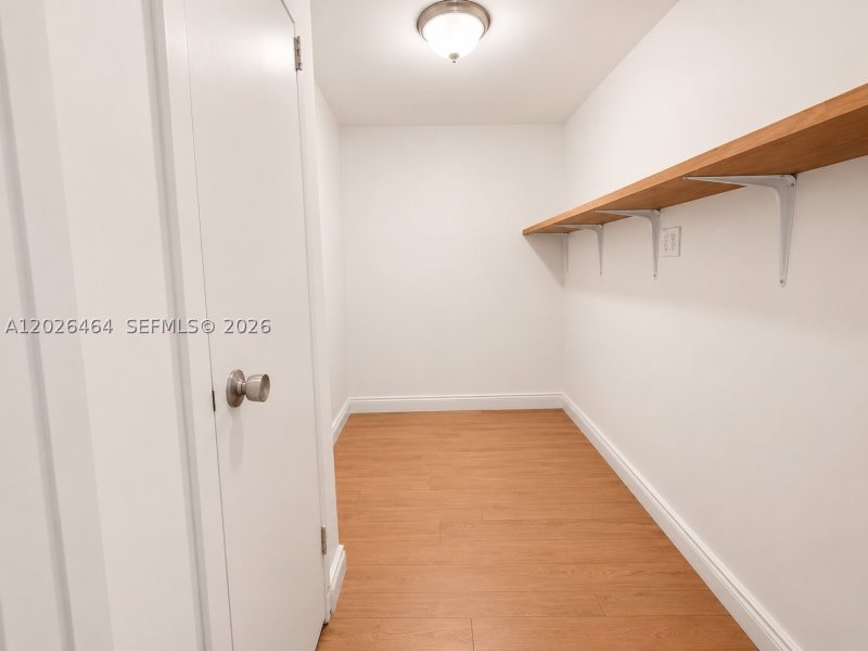 Comprar apartamento en Carriage House Miami Beach 1022