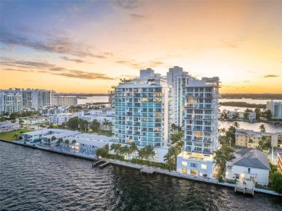 Aluguel de apartamento no Cielo On The Bay Unit 1202
