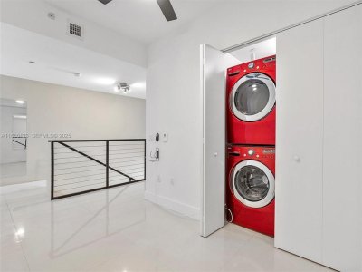 Aluguel de apartamento no Cielo On The Bay Unit 1202