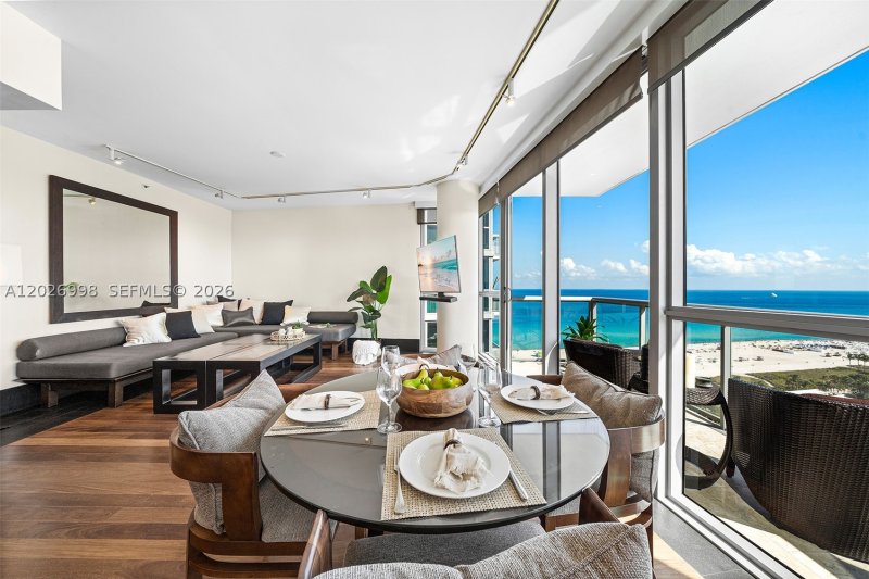 Apartment for rent at Setai 2404