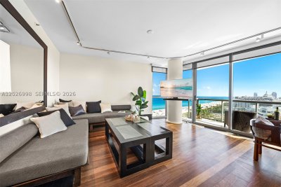 Aluguel de apartamento no Setai 2404