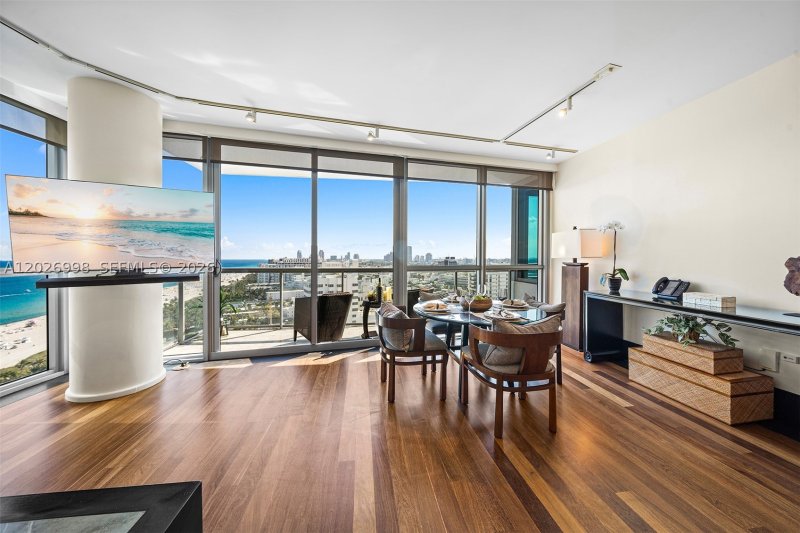 Apartment for rent at Setai 2404