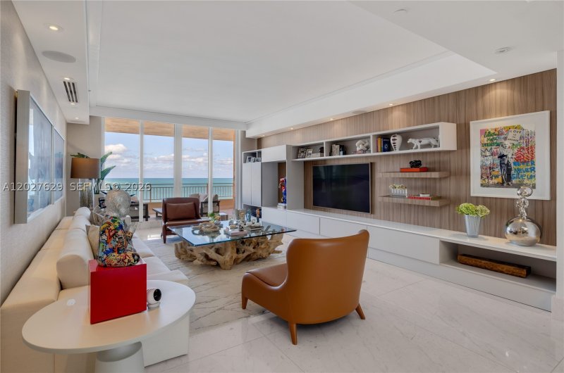 Comprar apartamento en Ocean Tower One PH-8