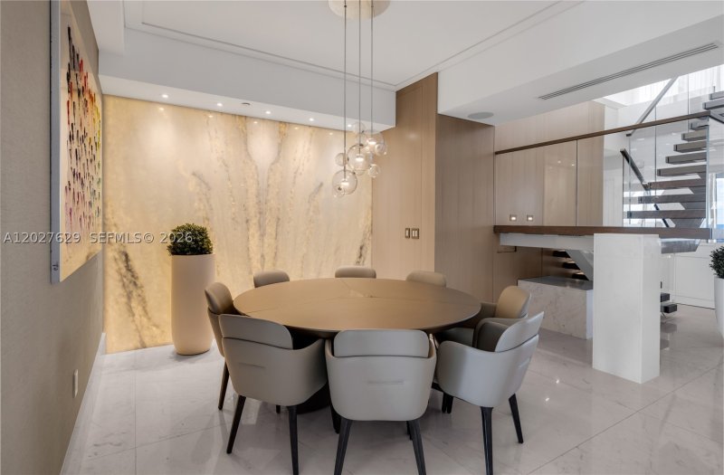 Comprar apartamento en Ocean Tower One PH-8